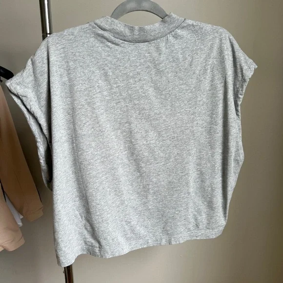 Nike Sport Gray Oversize Top in Size Small - Picture 3 of 9